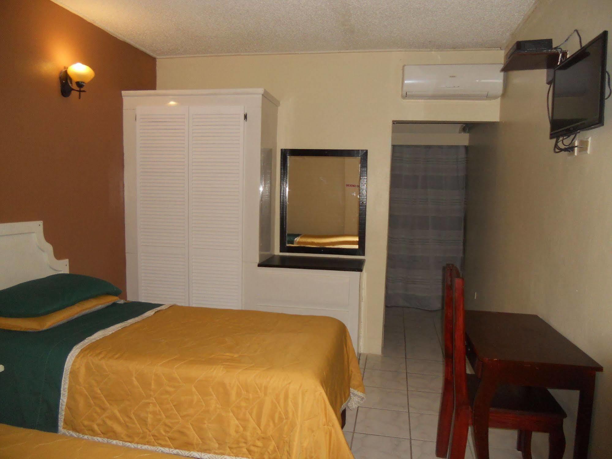 Seaview Inn Basseterre Exteriér fotografie
