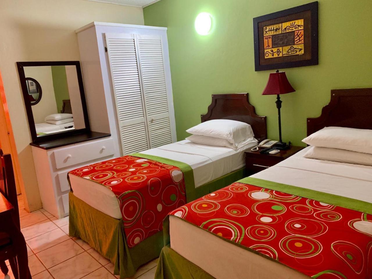 Seaview Inn Basseterre Exteriér fotografie