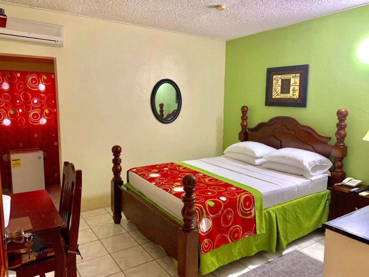 Seaview Inn Basseterre Exteriér fotografie