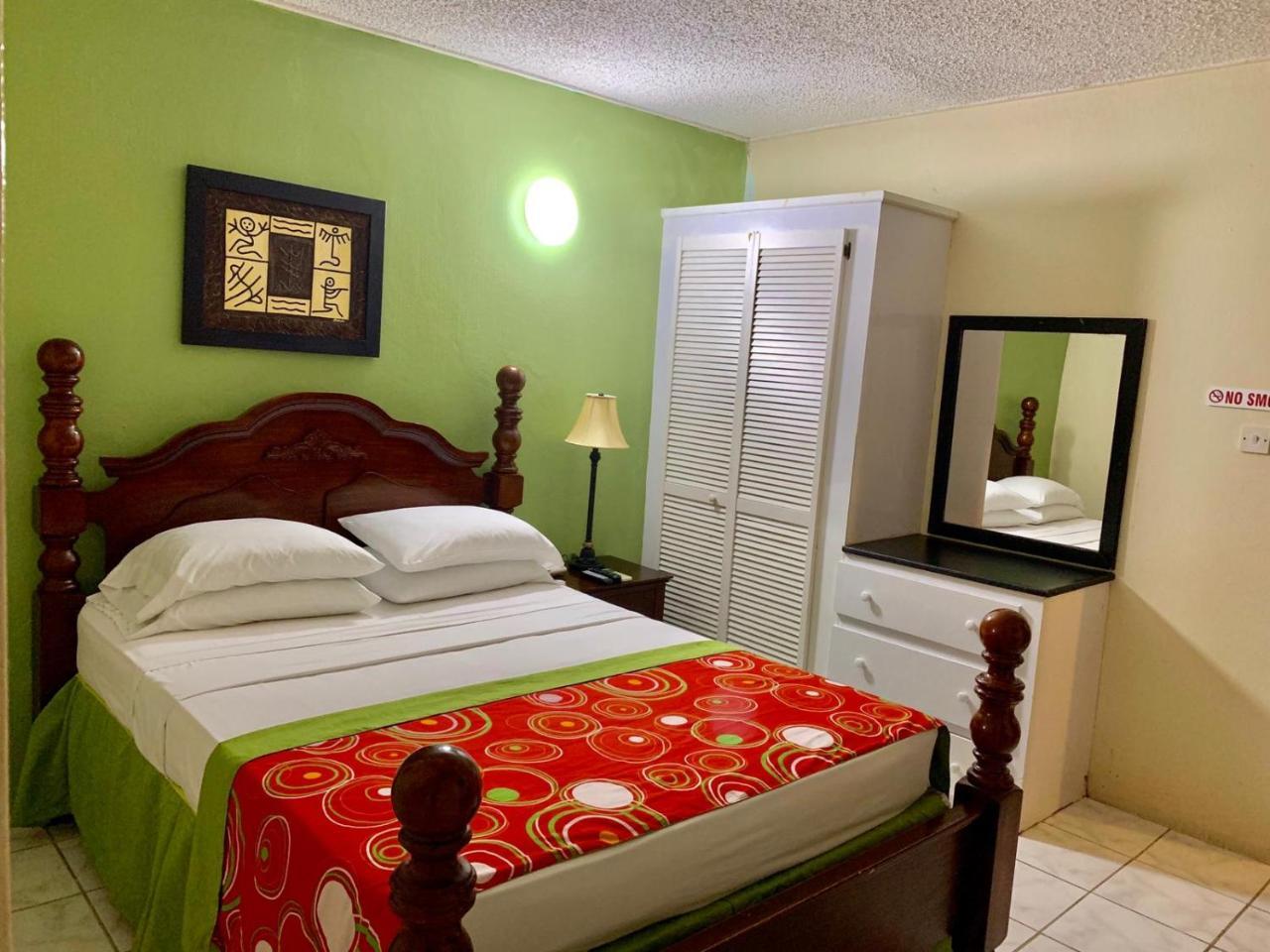 Seaview Inn Basseterre Exteriér fotografie