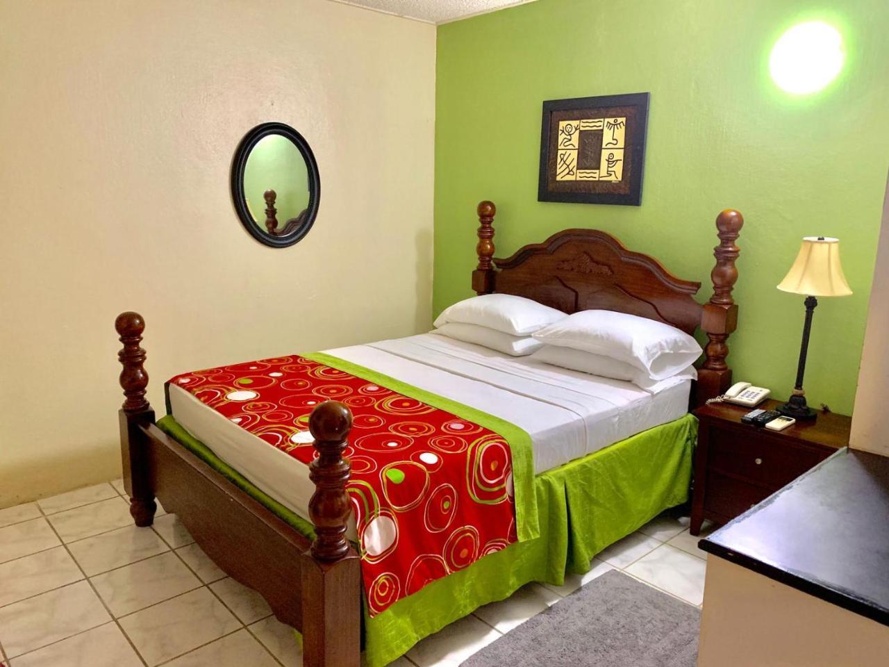 Seaview Inn Basseterre Exteriér fotografie